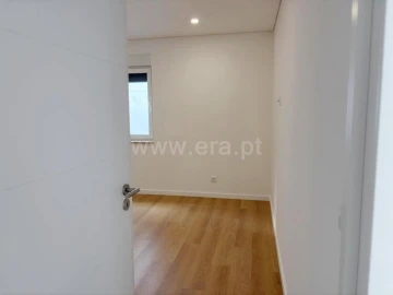 Moradia T3 para Venda em Tortosendo