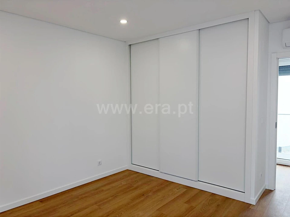 Moradia T3 para Venda em Tortosendo Foto 10