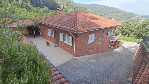 Moradia T3 para Venda em Varzea