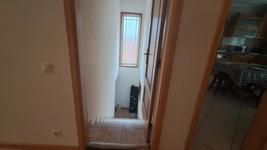 Moradia T3 para Venda em Varzea Foto 13