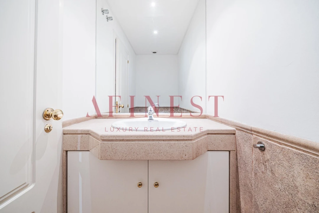 Apartamento T3 para Arrendamento em Santa Maria e São Miguel, São Martinho, São Pedro Penaferrim Foto 28
