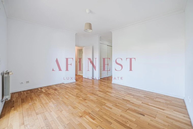 Apartamento T3 para Arrendamento em Santa Maria e São Miguel, São Martinho, São Pedro Penaferrim Foto 41