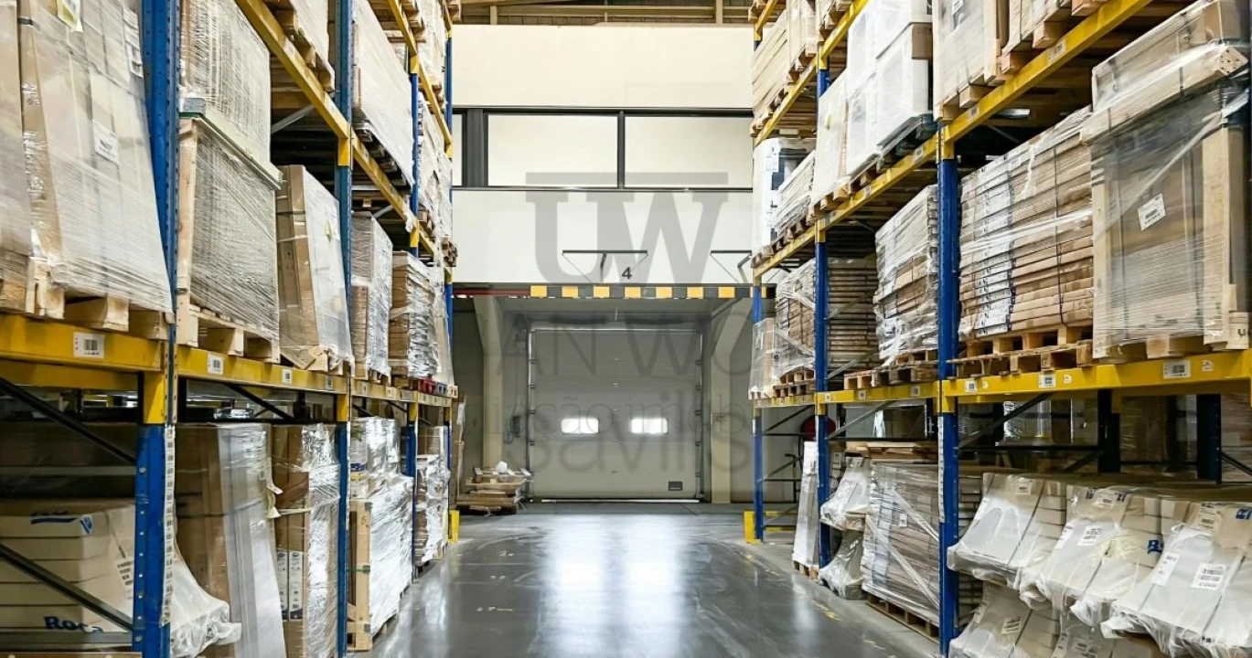 Armazém para Arrendamento em Alverca do Ribatejo e Sobralinho Foto 2