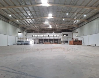 Armazém para Arrendamento em Vila Franca de Xira