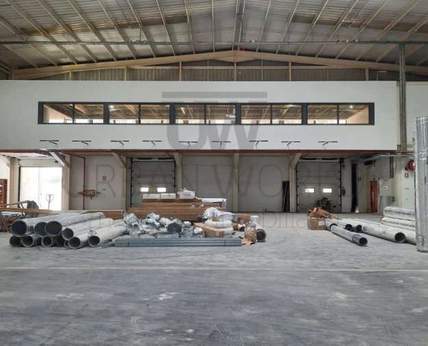 Armazém para Arrendamento em Vila Franca de Xira Foto 8