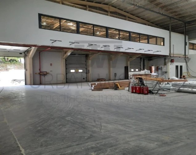 Armazém para Arrendamento em Vila Franca de Xira Foto 10