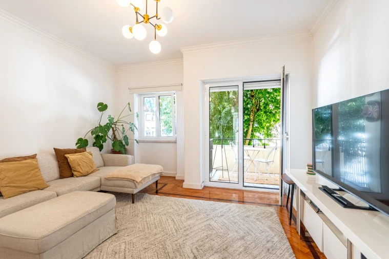 Apartamento T2 para Venda em Venteira Foto 7
