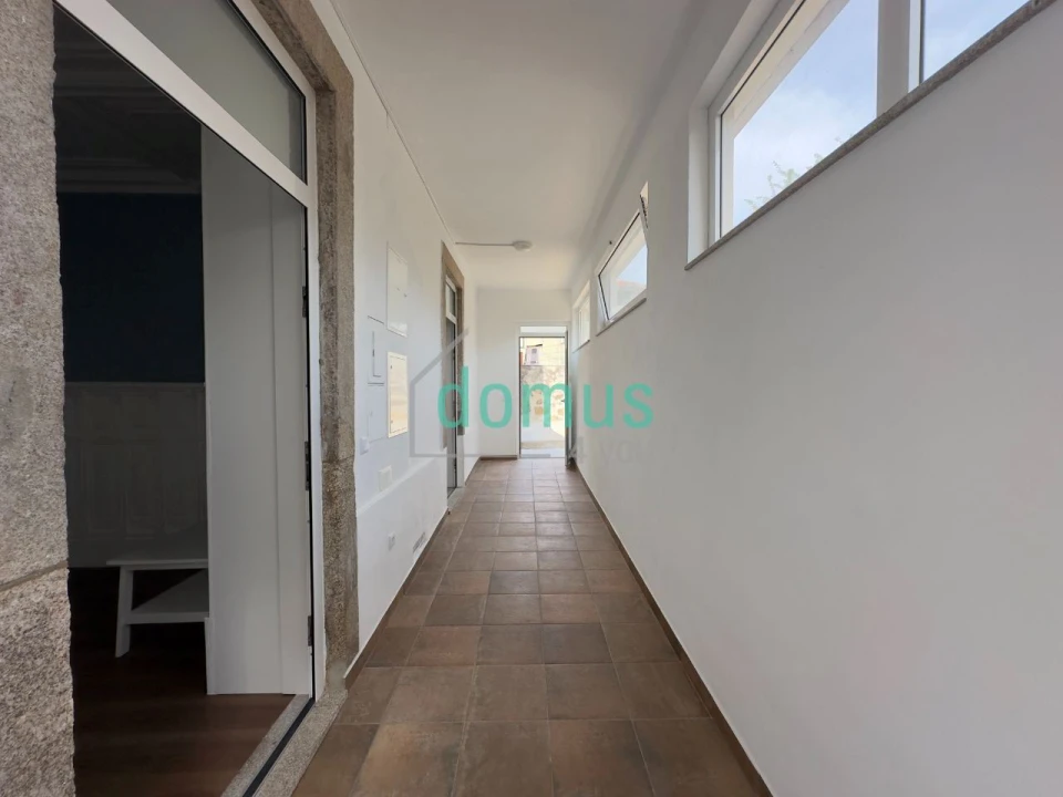 Apartamento T2 para Arrendamento em Paranhos Foto 2