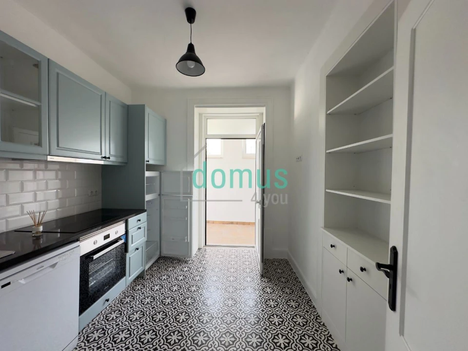Apartamento T2 para Arrendamento em Paranhos Foto 11