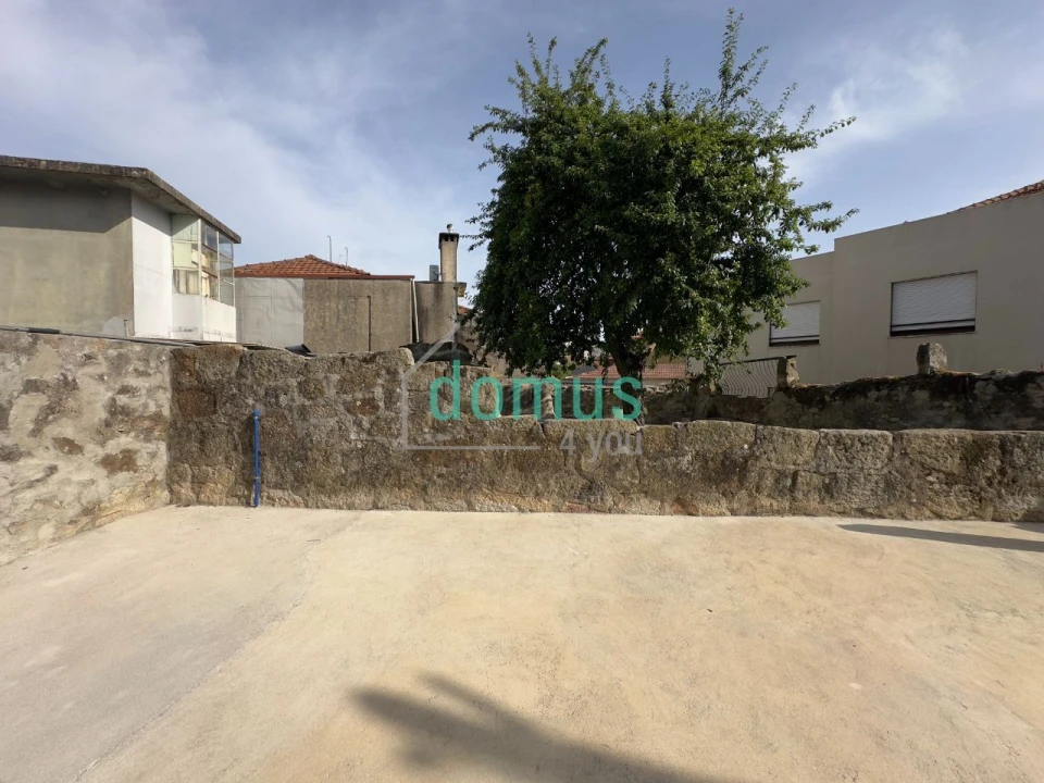 Apartamento T2 para Arrendamento em Paranhos Foto 14