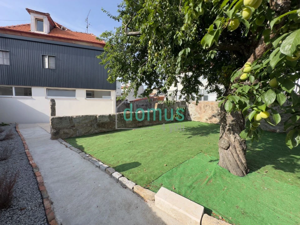 Apartamento T2 para Arrendamento em Paranhos Foto 17