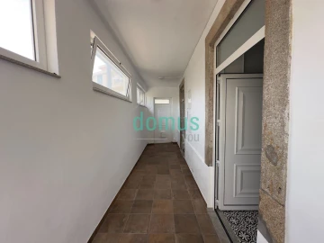 Apartamento T2 para Arrendamento em Paranhos