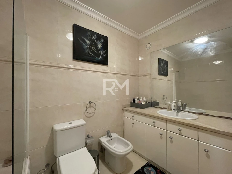 Apartamento T2 para Arrendamento em Valongo Foto 15