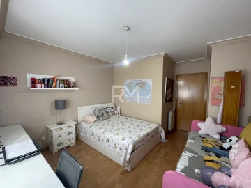 Apartamento T2 para Arrendamento em Valongo