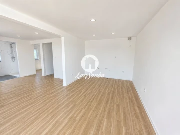 Apartamento T3 para Venda em Arcozelo