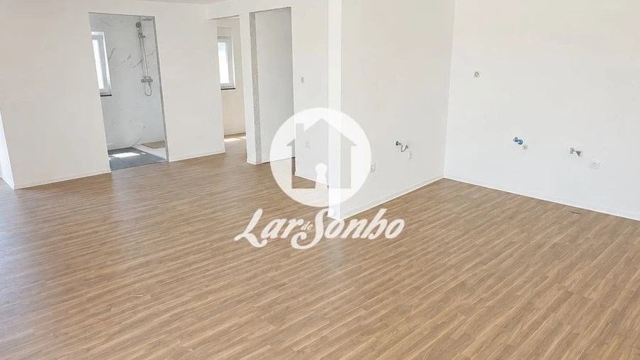 Apartamento T3 para Venda em Arcozelo