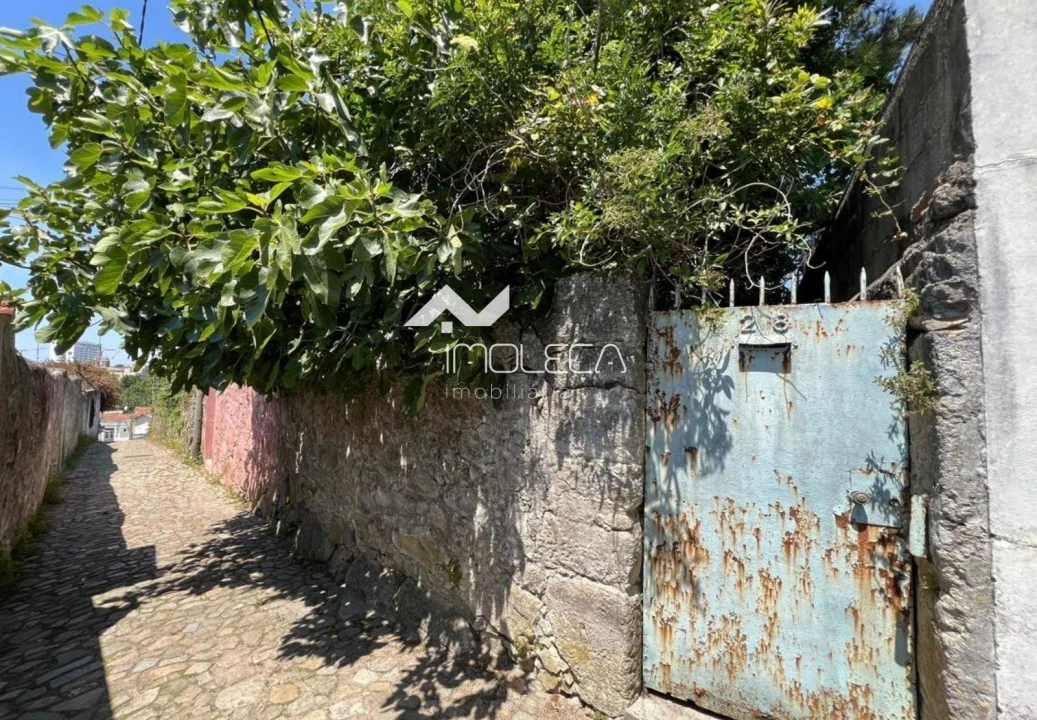 Moradia T3 para Venda em Lordelo do Ouro e Massarelos Foto 3