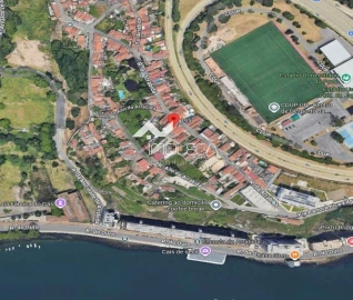 Moradia T3 para Venda em Lordelo do Ouro e Massarelos