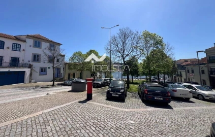 Moradia T4 para Venda em Lordelo do Ouro e Massarelos