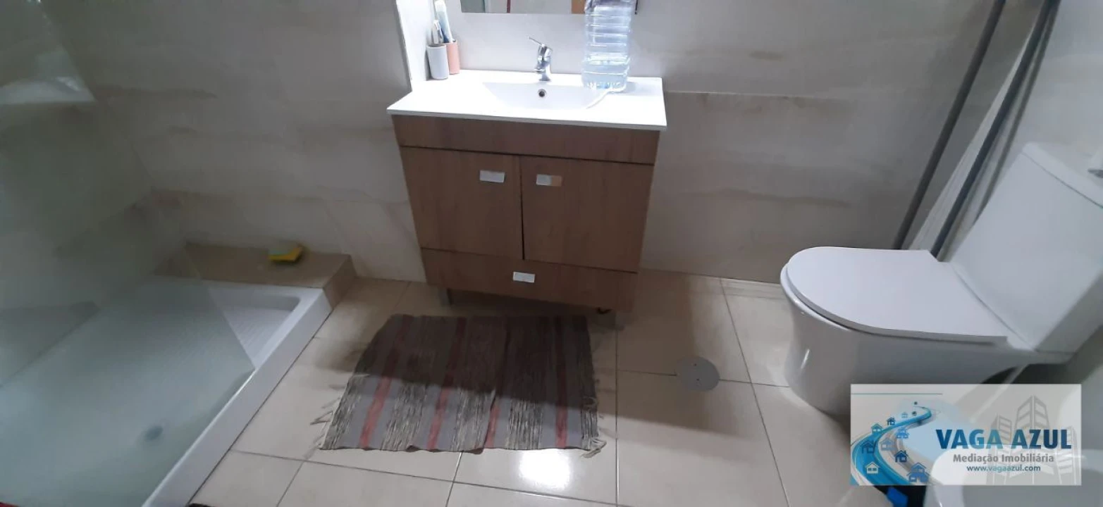Apartamento T2 para Arrendamento em Rio Tinto Foto 5