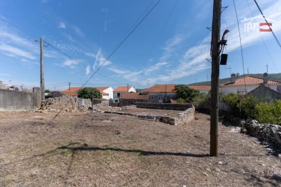 Moradia T3 para Venda em Alqueidão da Serra