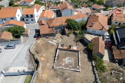 Moradia T3 para Venda em Alqueidão da Serra
