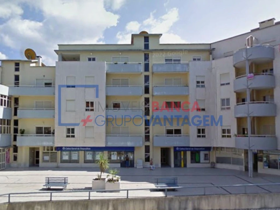 Loja para Venda em Miranda do Corvo Foto 2