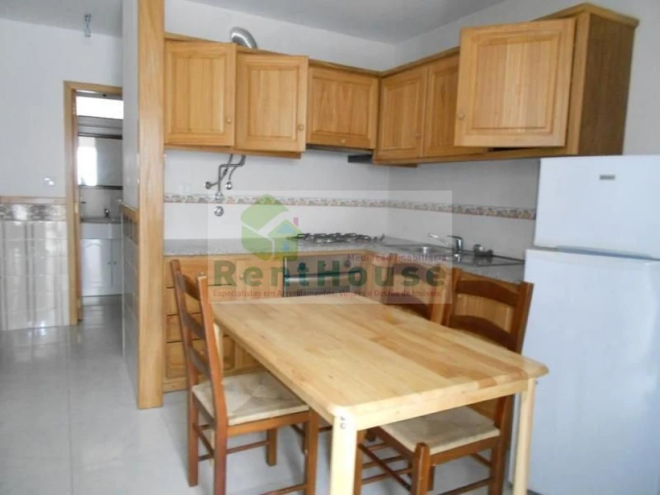 Apartamento T2 para Arrendamento em Buarcos Foto 1