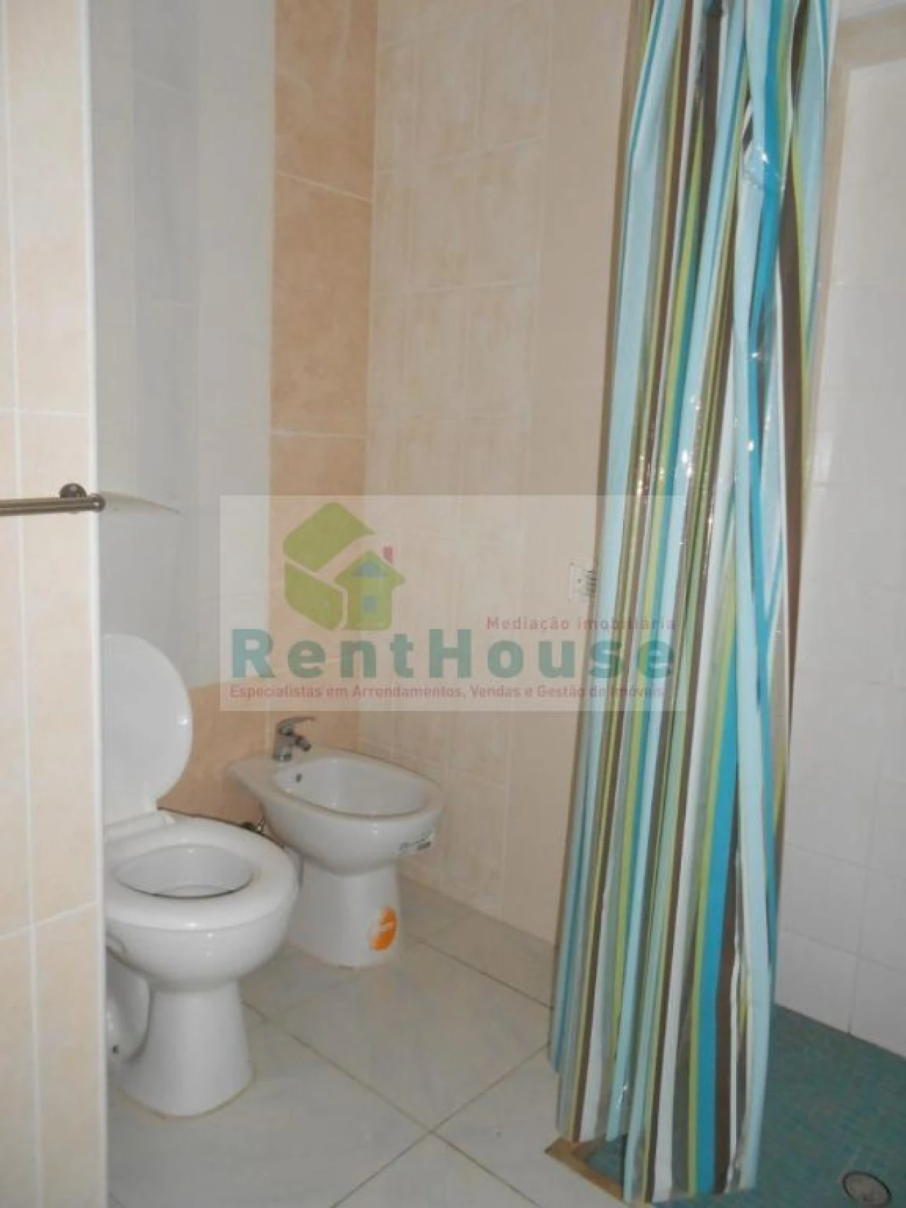 Apartamento T2 para Arrendamento em Buarcos Foto 6