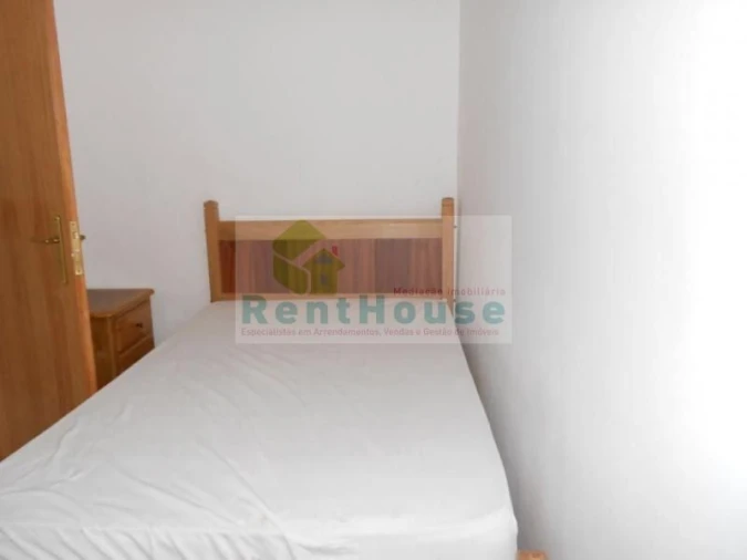 Apartamento T2 para Arrendamento em Buarcos Foto 3
