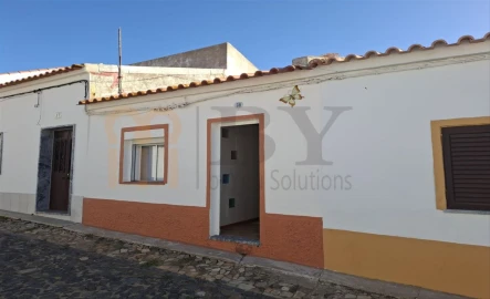 Moradia T1 para Venda em Baleizão