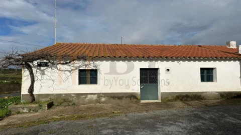 Quinta T3 para Venda em São Miguel do Pinheiro, São Pedro de Solis, São Sebastião dos Carros