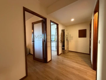 Apartamento T2 para Venda em Santa Marinha e São Pedro da Afurada
