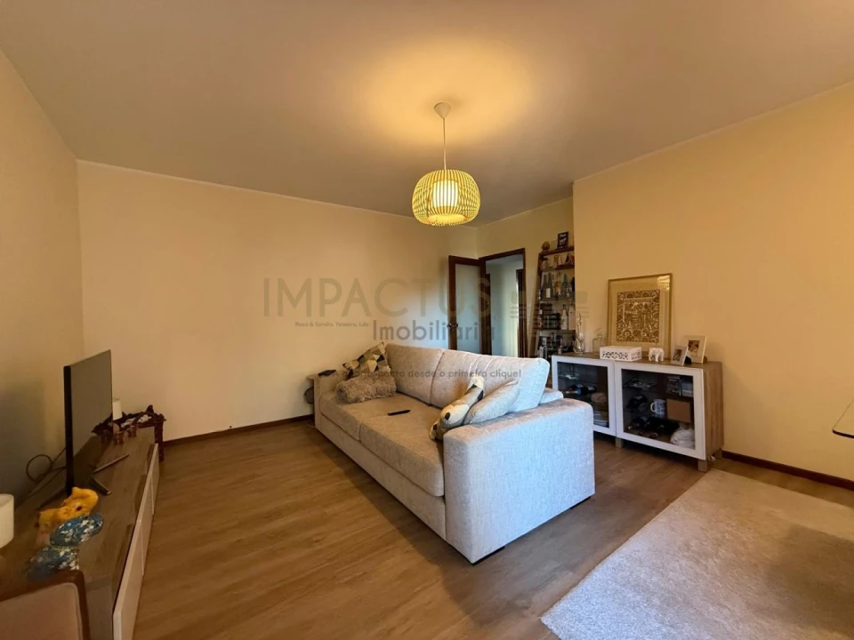 Apartamento T2 para Venda em Santa Marinha e São Pedro da Afurada Foto 3