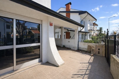 Moradia T5 para Venda em Santa Marinha e São Pedro da Afurada
