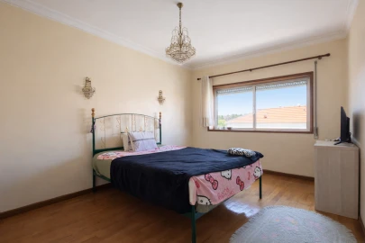 Moradia T5 para Venda em Santa Marinha e São Pedro da Afurada