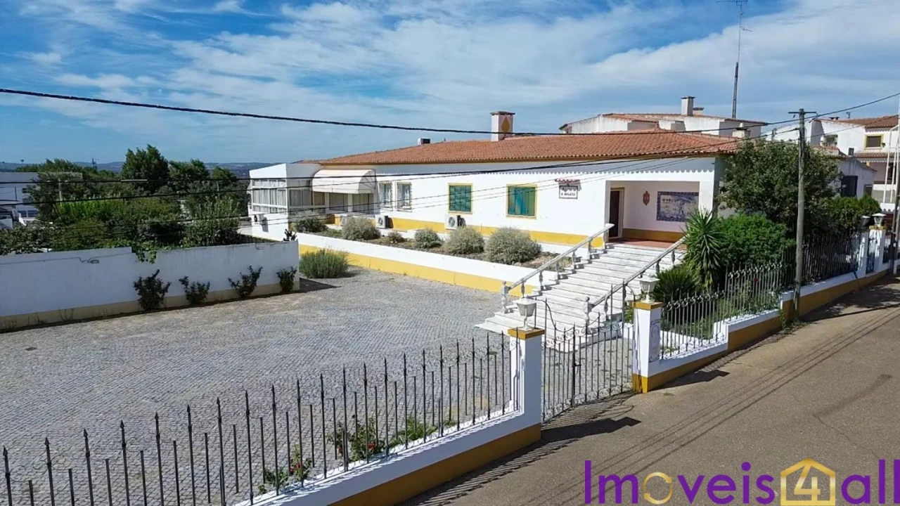 Quinta T5 para Venda em Terrugem e Vila Boim Foto 3