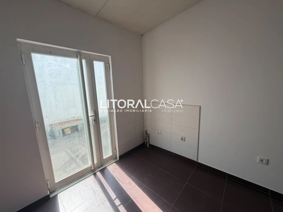 Moradia T2 para Venda em Cacia Foto 13