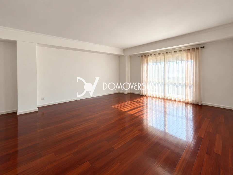Apartamento T3 para Venda em São Mamede de Infesta e Senhora da Hora Foto 1