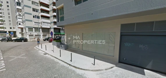 Loja para Venda em Campolide
