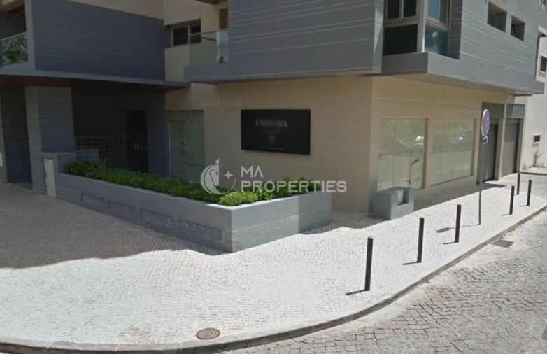 Loja para Venda em Campolide Foto 9