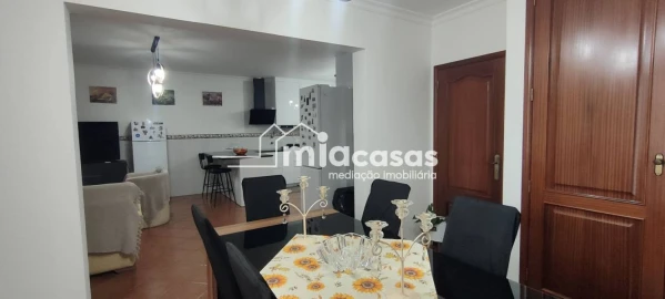 Moradia T3 para Venda em Amoreira da Gândara, Paredes do Bairro e Ancas