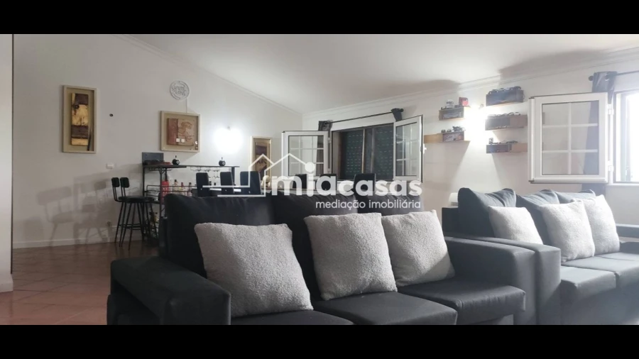 Moradia T3 para Venda em Amoreira da Gândara, Paredes do Bairro e Ancas