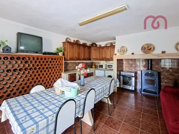Moradia T4 para Venda em Arcos