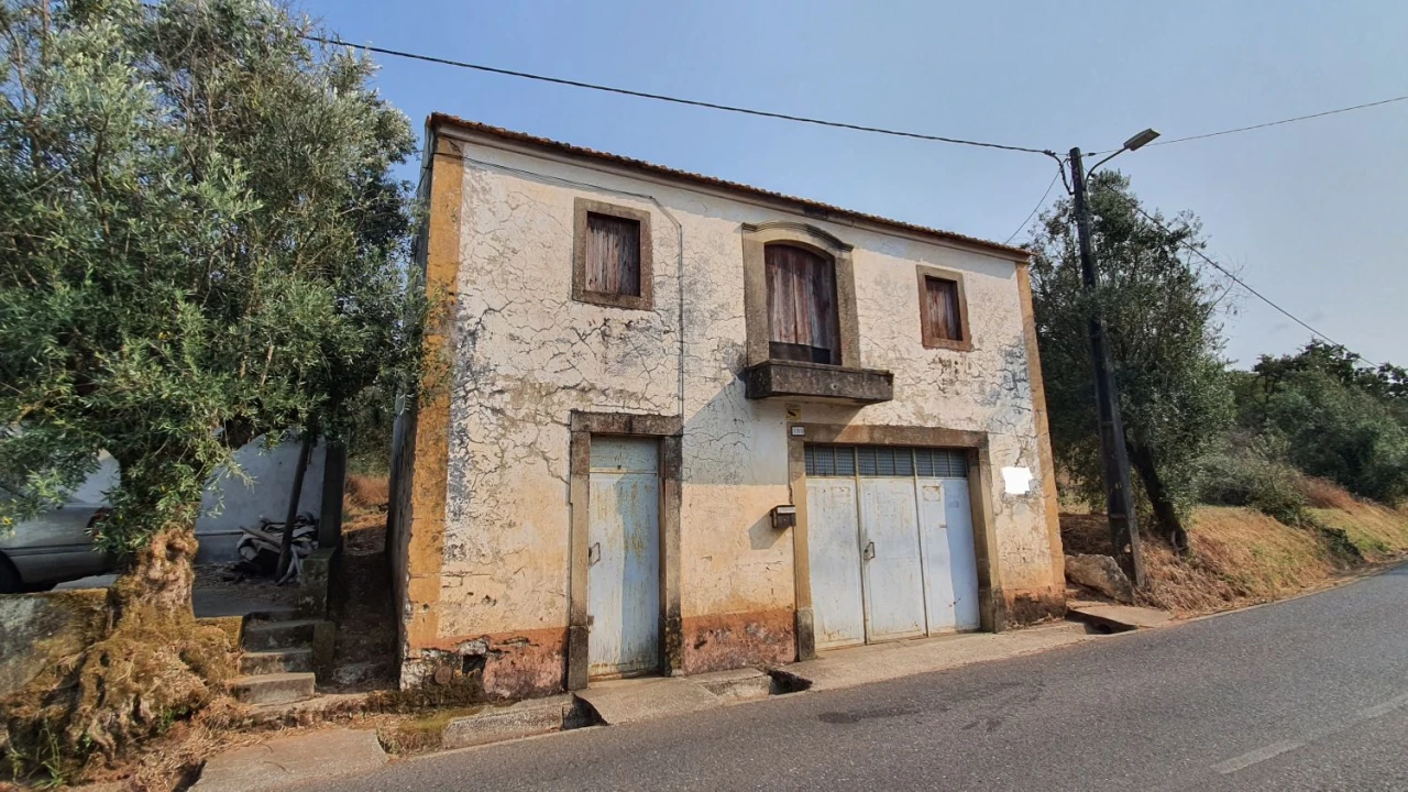 Moradia T2 para Venda em Areias e Pias Foto 20