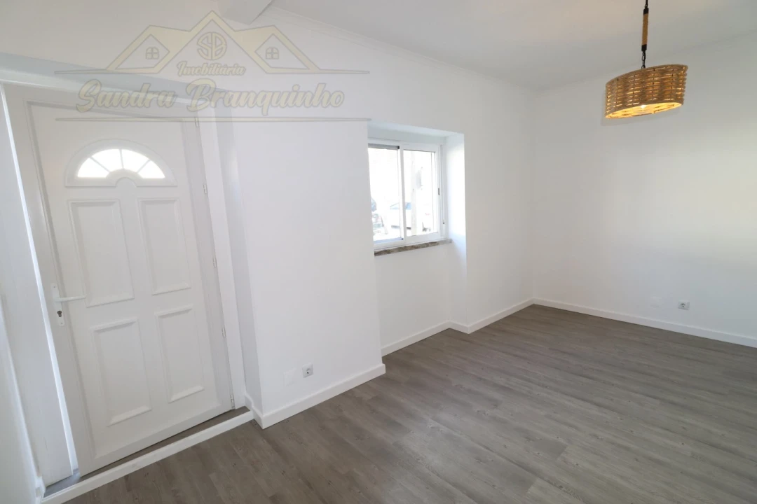 Apartamento T2 para Venda em Santa Maria, São Pedro e Matacães Foto 20