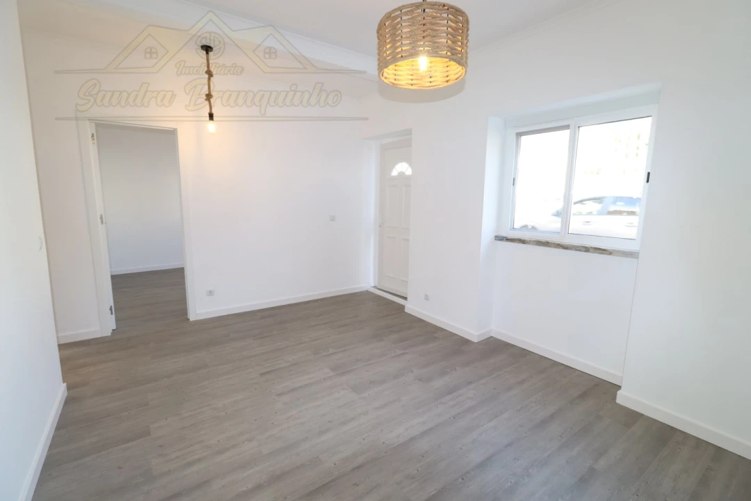 Apartamento T2 para Venda em Santa Maria, São Pedro e Matacães Foto 22