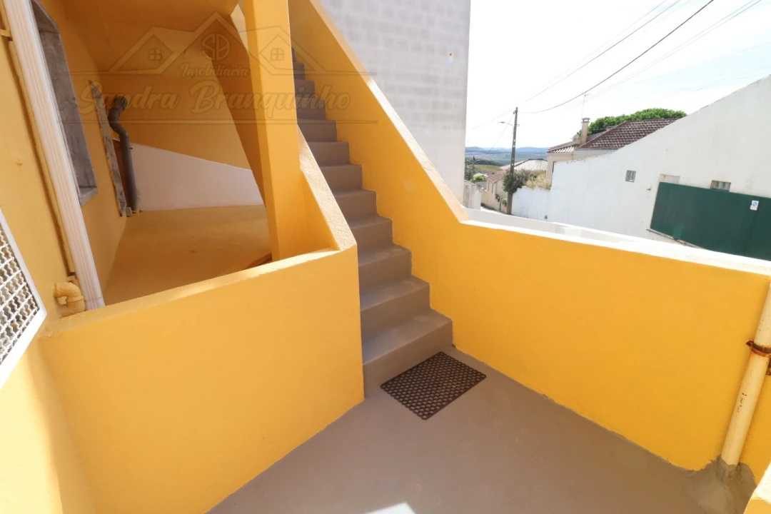 Apartamento T2 para Venda em Santa Maria, São Pedro e Matacães Foto 25