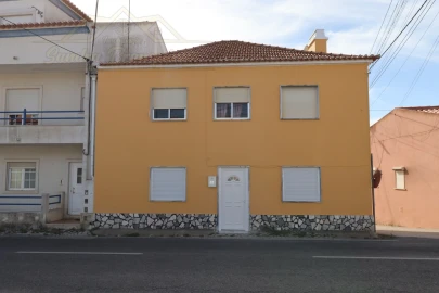 Apartamento T2 para Venda em Santa Maria, São Pedro e Matacães