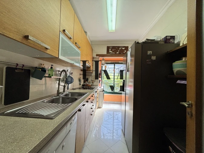 Apartamento T3 para Venda em Cascais e Estoril Foto 4